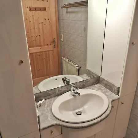 Schieplechnerhof アパート