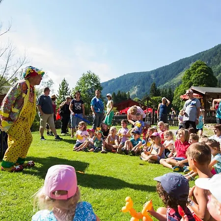 Schieplechnerhof アパート